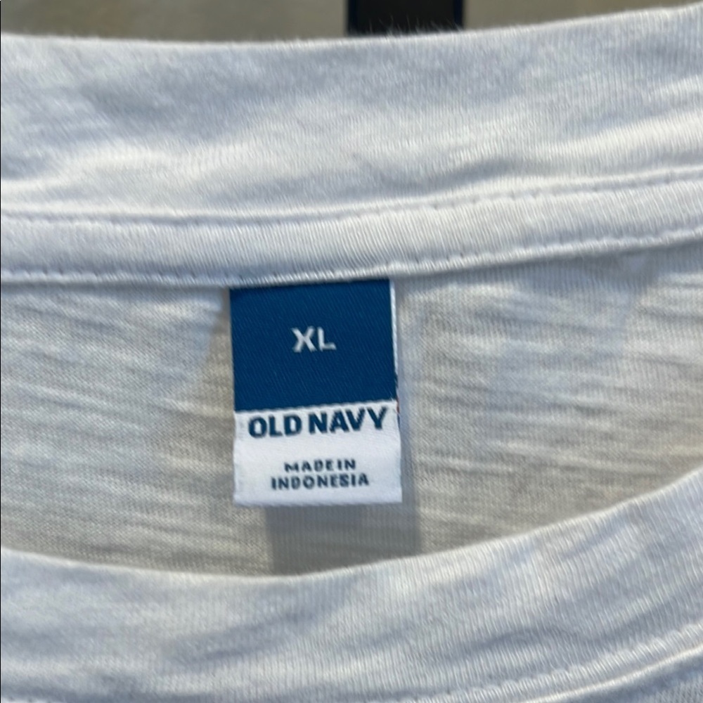 Old Navy Classic White tiered cotton dress NWOT - Picture 2 of 3